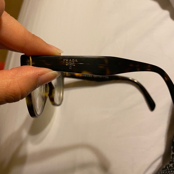 Prada frames 🕶 - Picture 3 of 5